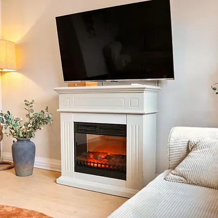 Lunaria Living I Vw Tor 17 - Gemuetlich - Office - Zentral - Parkplatz * Wolfsbourg